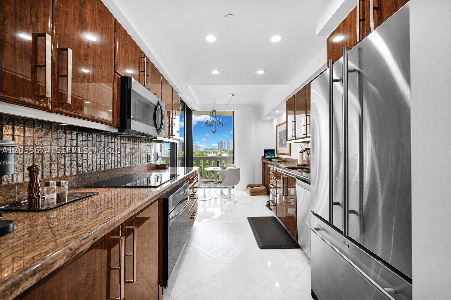 3000 Island Blvd #505, Aventura FL 33160