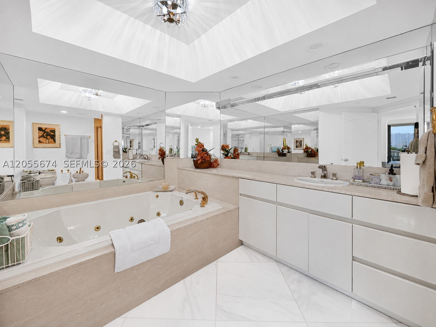3000 Island Blvd #505, Aventura FL 33160