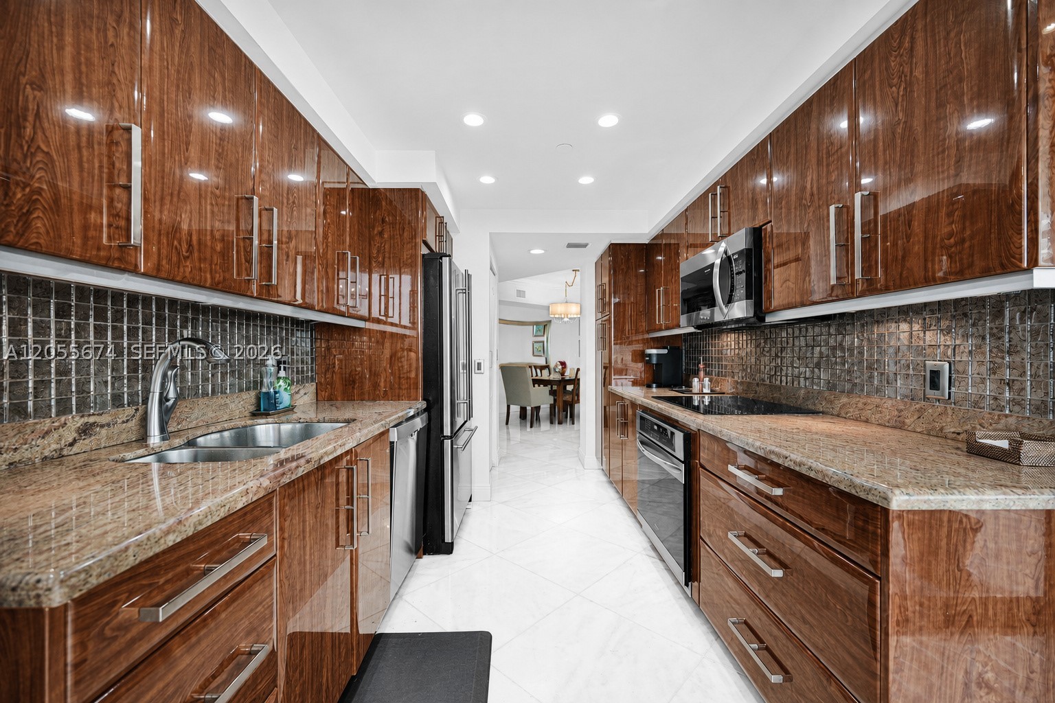 3000 Island Blvd #505, Aventura FL 33160