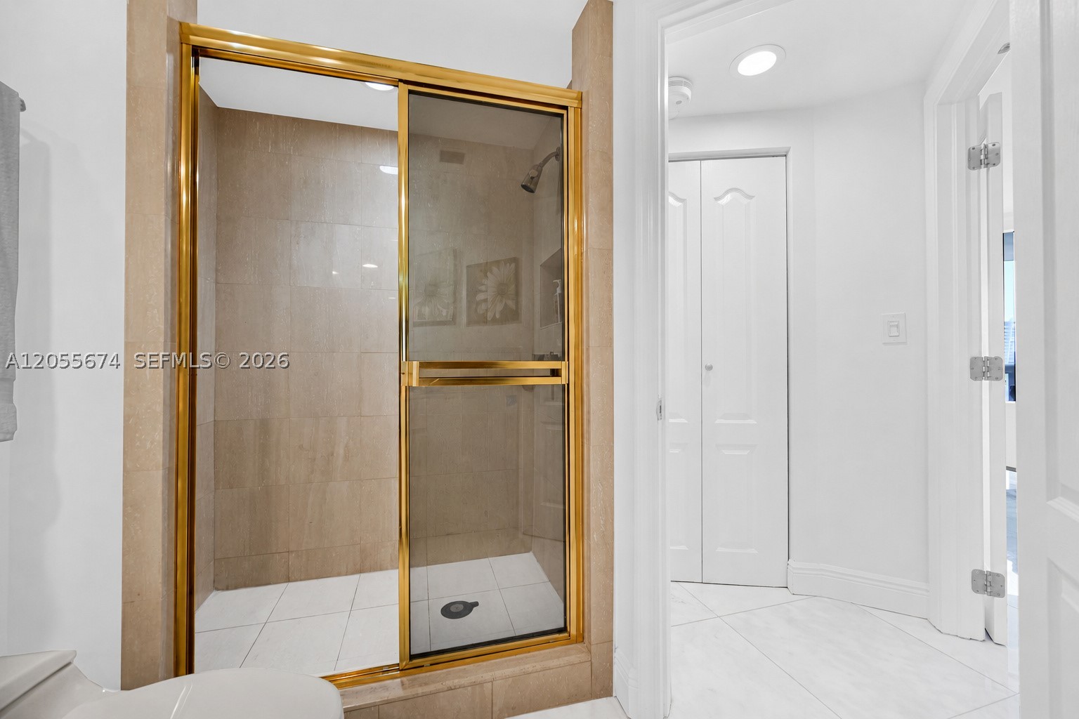 3000 Island Blvd #505, Aventura FL 33160