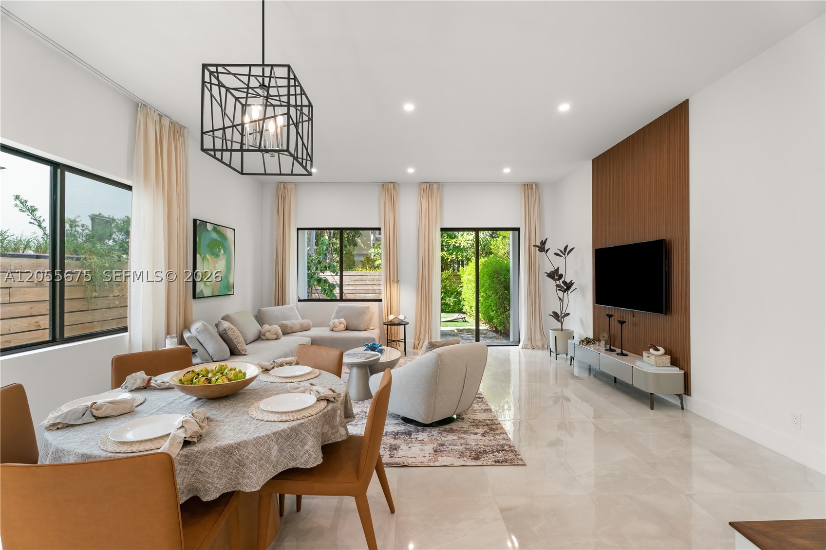 Fort Lauderdale FL 33304 - A12055675