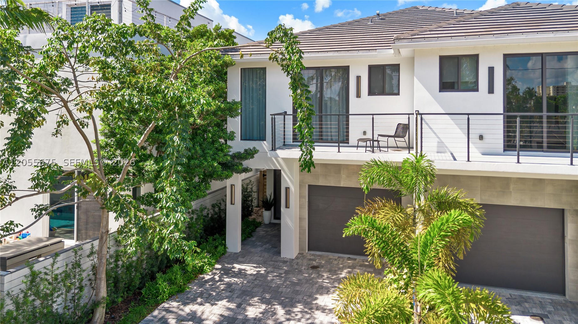 Fort Lauderdale FL 33304 - A12055675