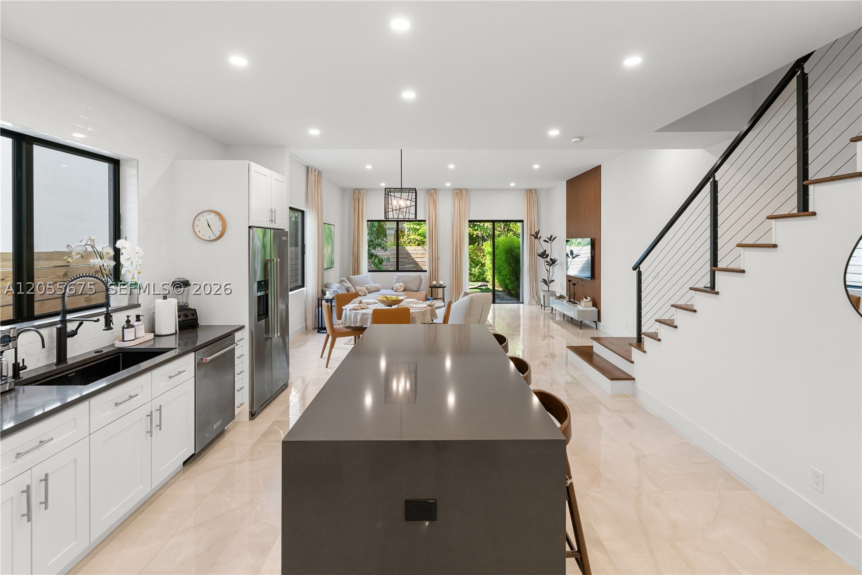 Fort Lauderdale FL 33304 - A12055675