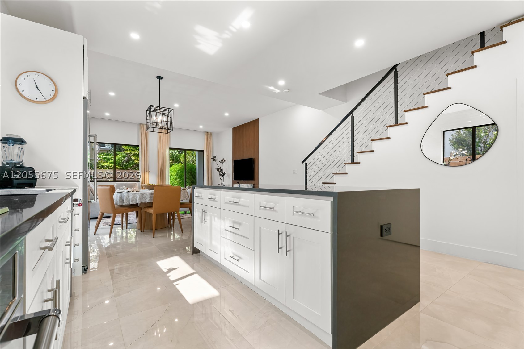 Fort Lauderdale FL 33304 - A12055675