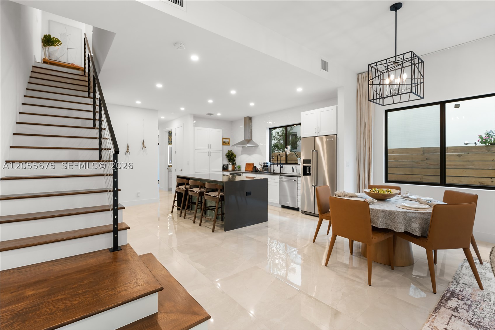 Fort Lauderdale FL 33304 - A12055675