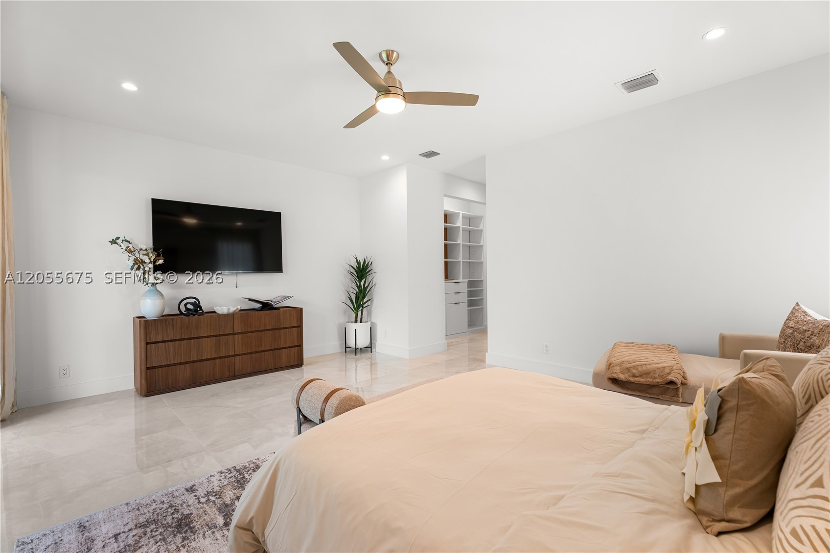 Fort Lauderdale FL 33304 - A12055675