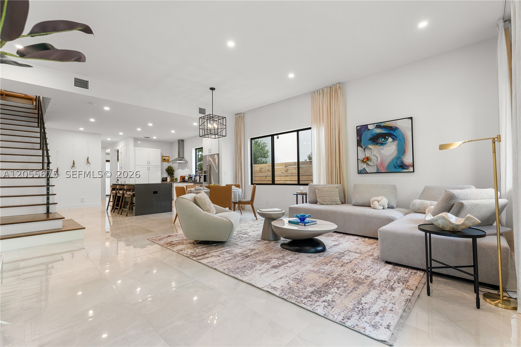 Fort Lauderdale FL 33304 - A12055675