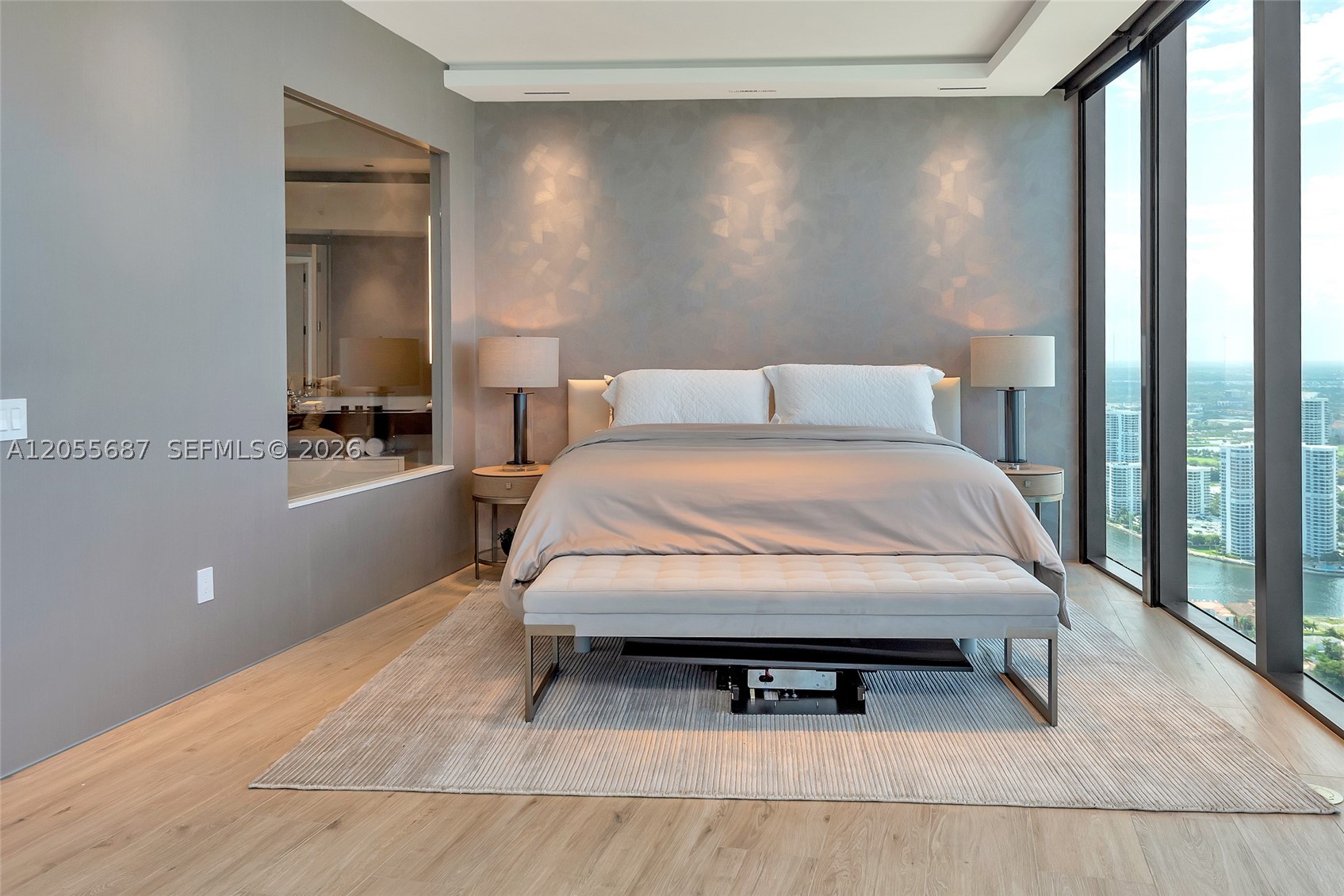 18555 Collins Ave #4705, Sunny Isles Beach FL 33160