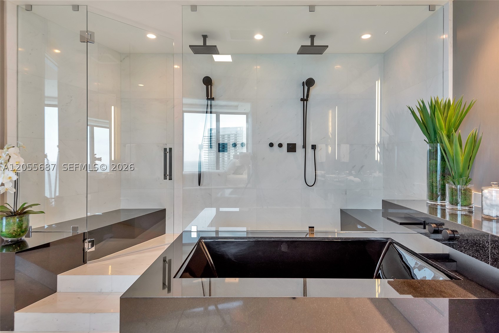 18555 Collins Ave #4705, Sunny Isles Beach FL 33160