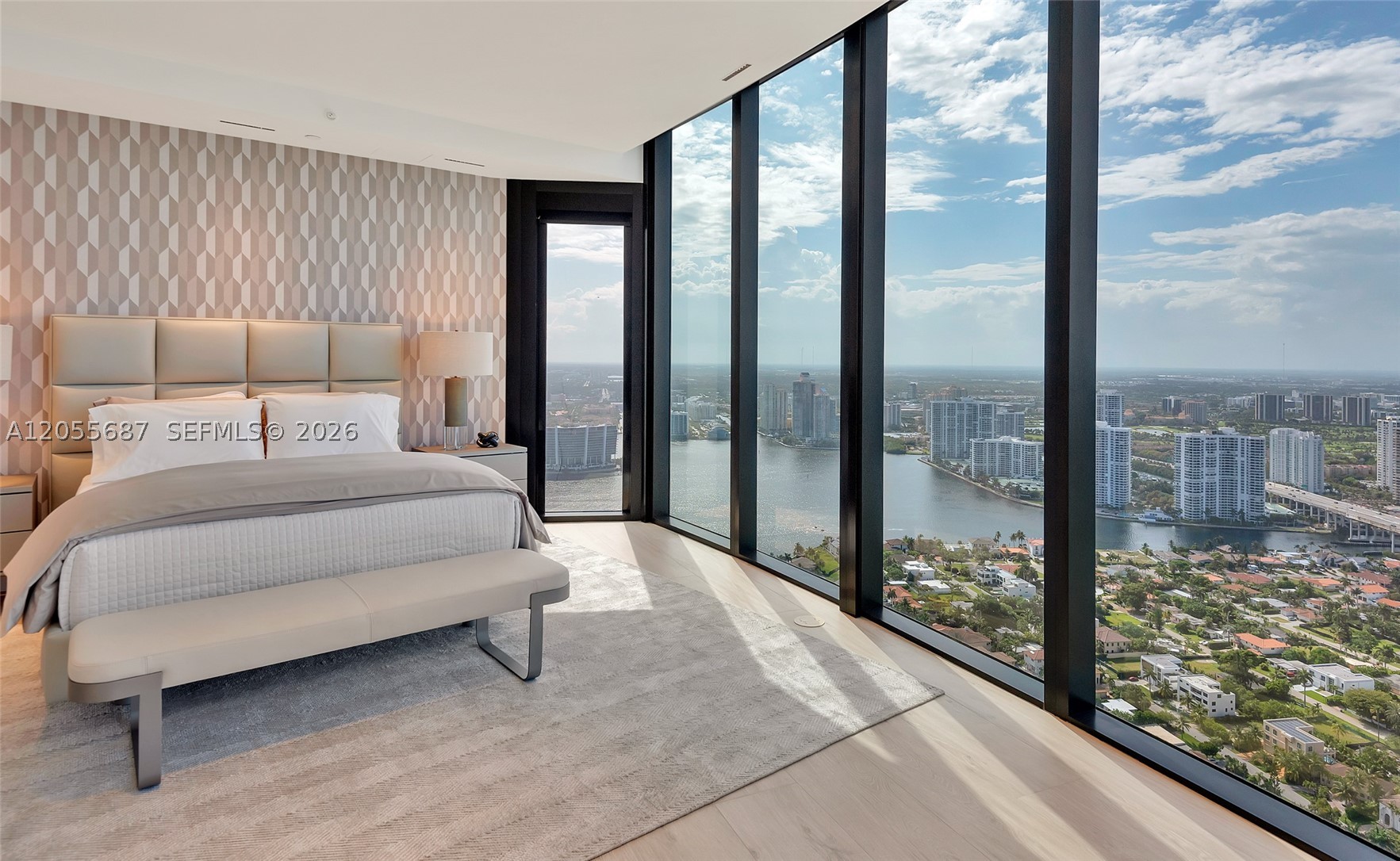 18555 Collins Ave #4705, Sunny Isles Beach FL 33160