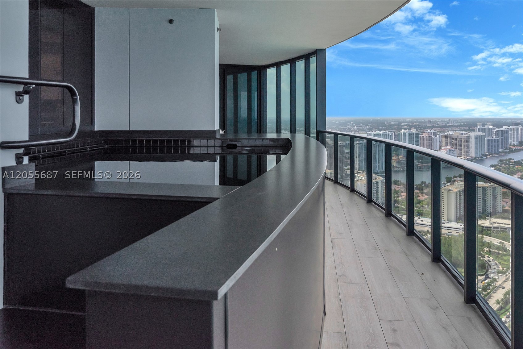 18555 Collins Ave #4705, Sunny Isles Beach FL 33160