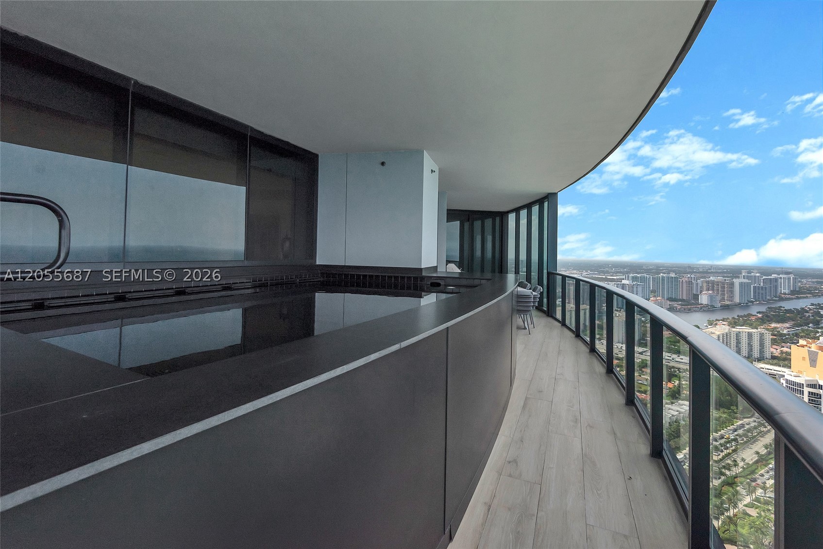 18555 Collins Ave #4705, Sunny Isles Beach FL 33160