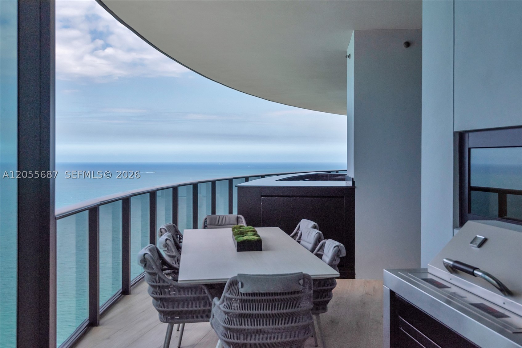 18555 Collins Ave #4705, Sunny Isles Beach FL 33160