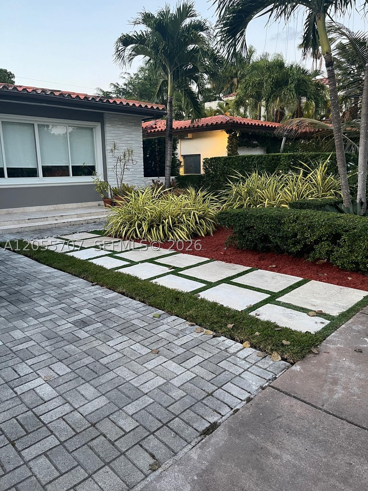 625 Bird Rd, Coral Gables FL 33146