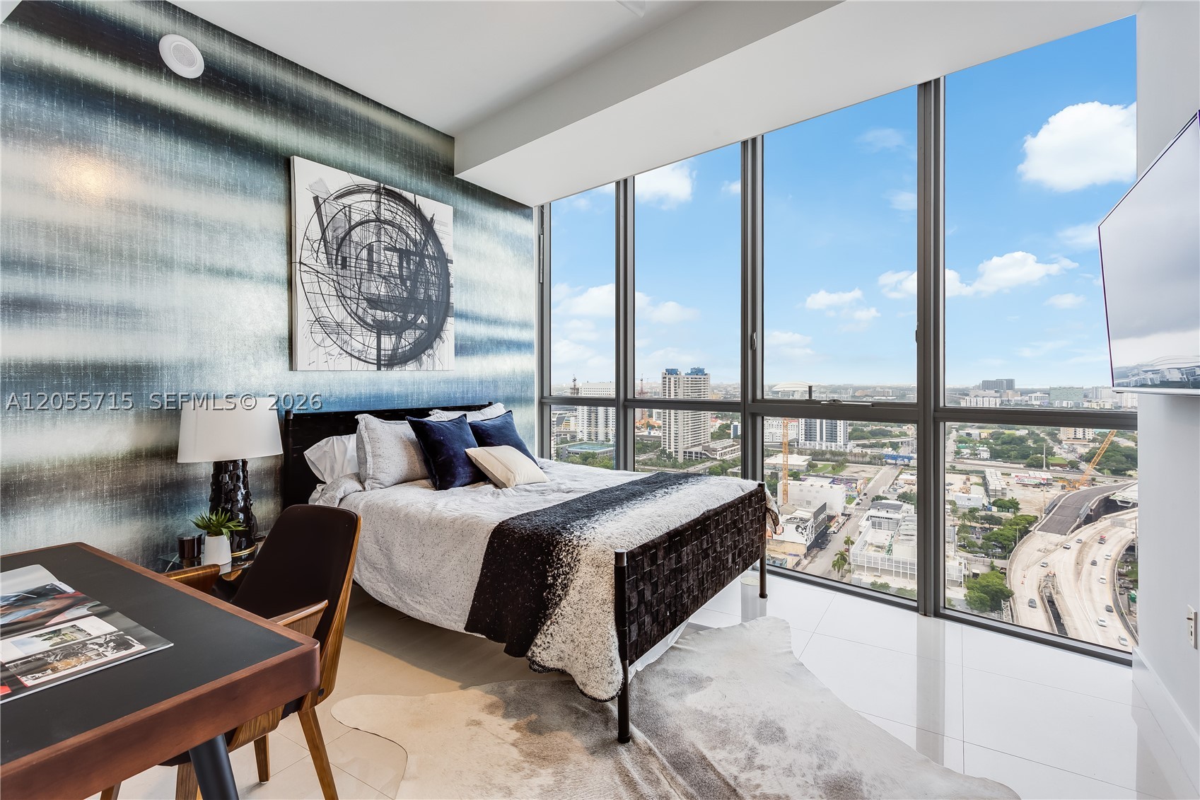 1100 Biscayne Blvd #2708, Miami FL 33132