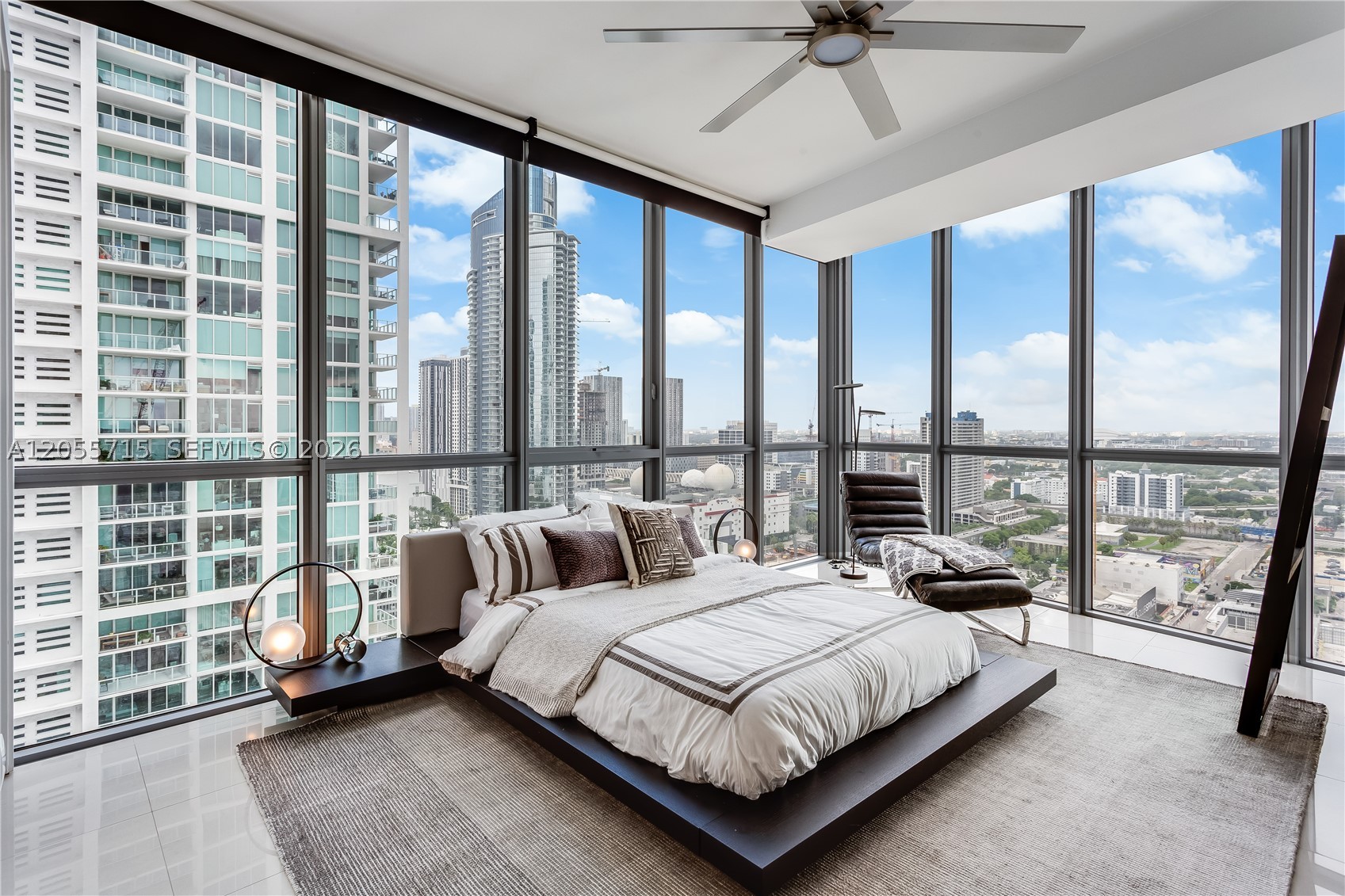 1100 Biscayne Blvd #2708, Miami FL 33132