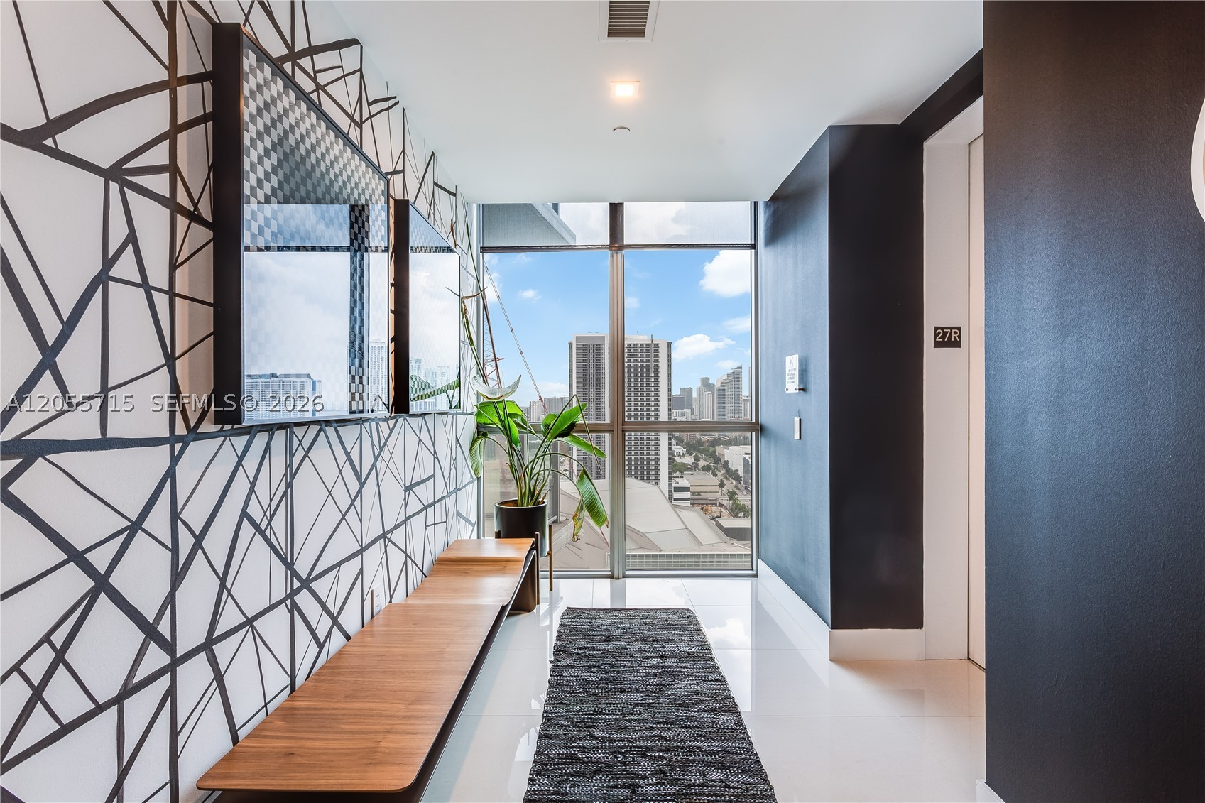 1100 Biscayne Blvd #2708, Miami FL 33132