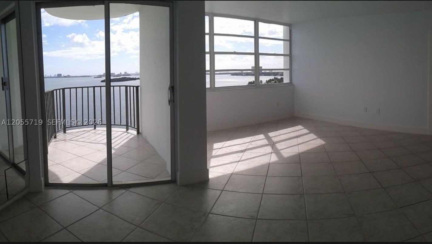 11930 N Bayshore Dr #1006, North Miami FL 33181