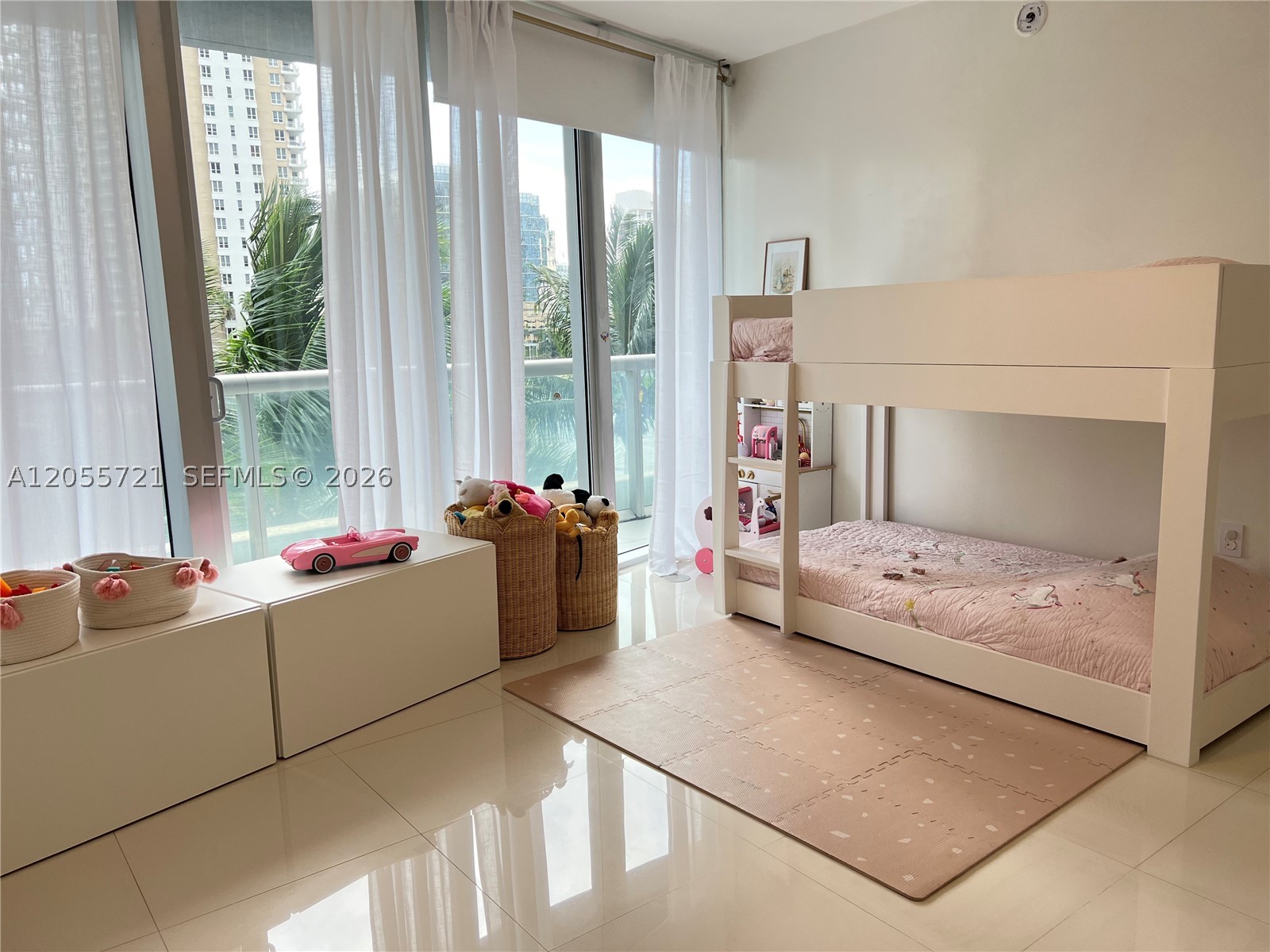 495 Brickell Ave #BAY406, Miami FL 33131
