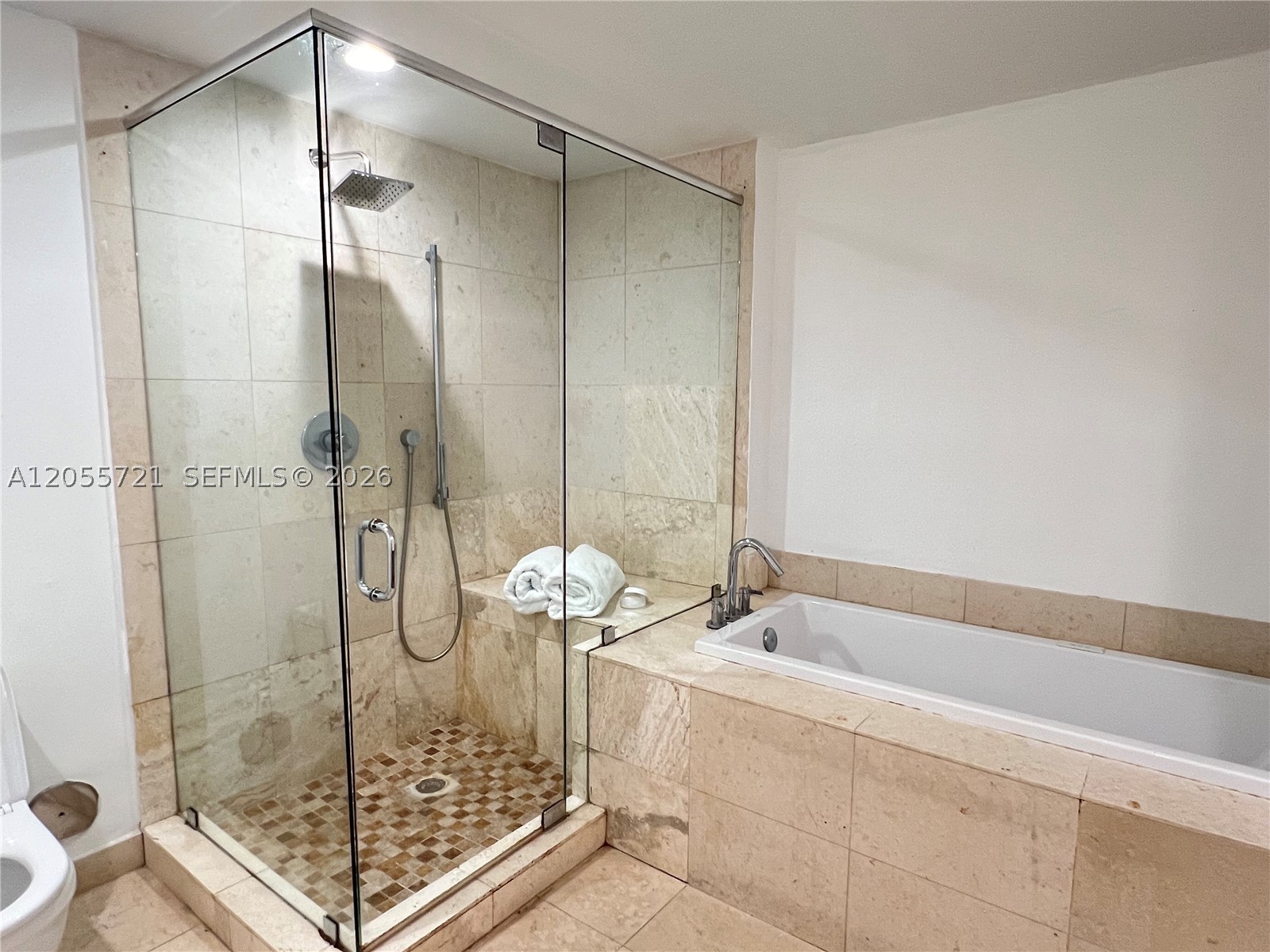495 Brickell Ave #BAY406, Miami FL 33131