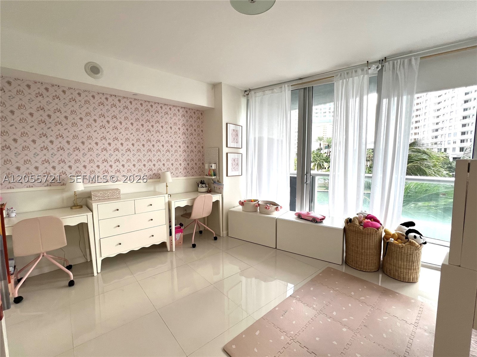 495 Brickell Ave #BAY406, Miami FL 33131