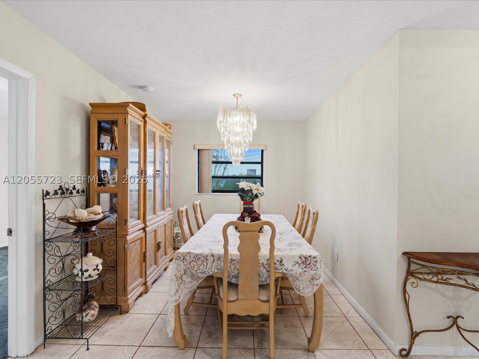 16621 SW 102nd Ave, Miami FL 33157