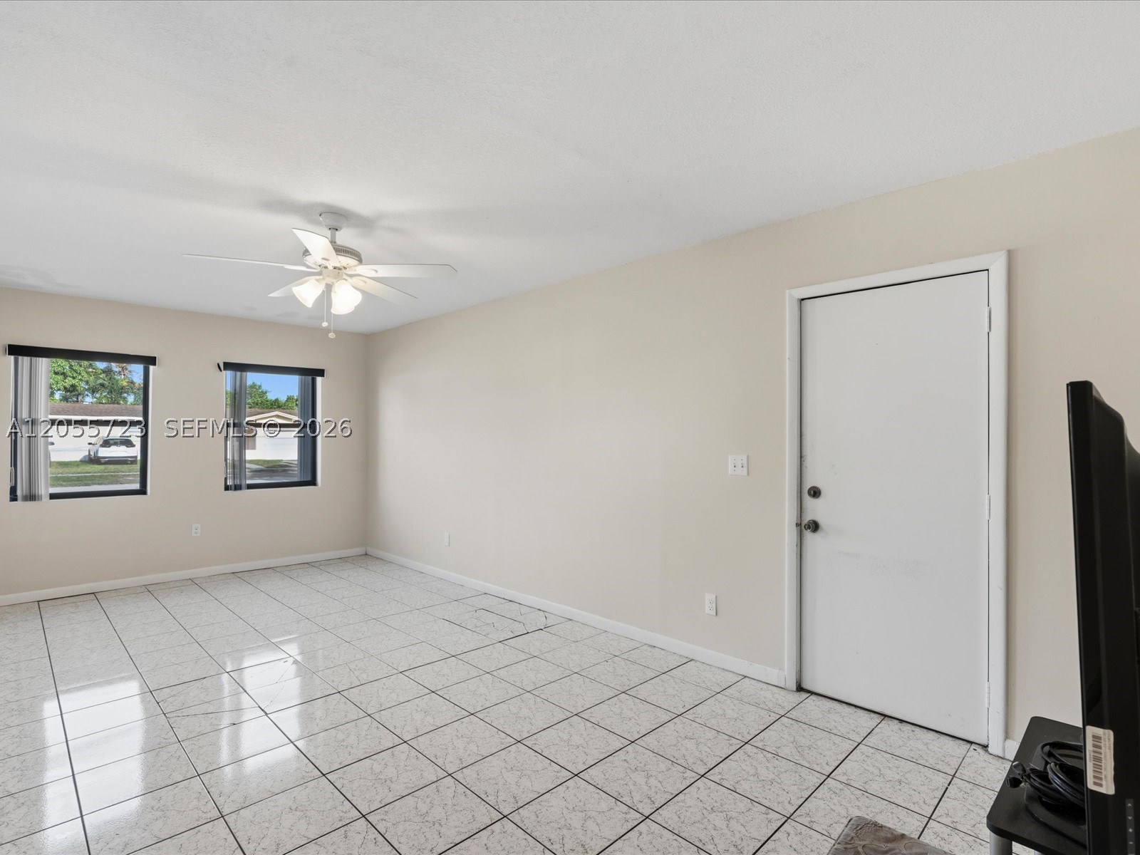 16621 SW 102nd Ave, Miami FL 33157