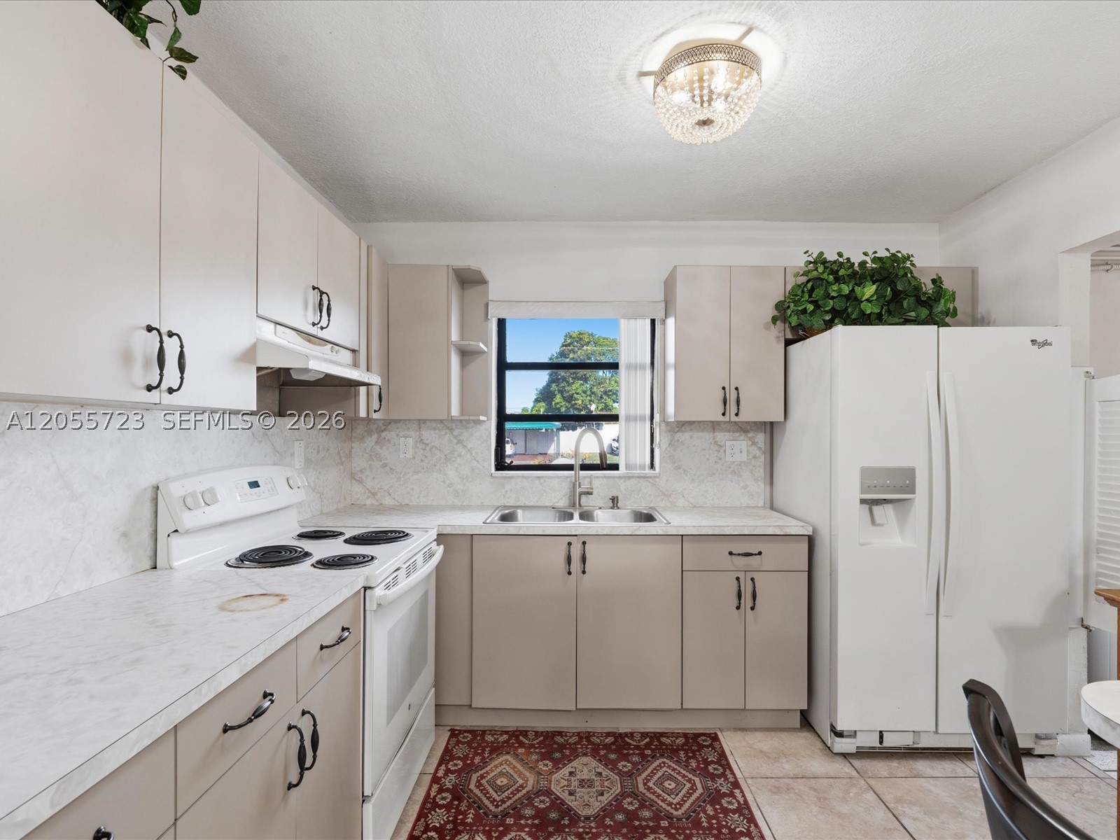 16621 SW 102nd Ave, Miami FL 33157