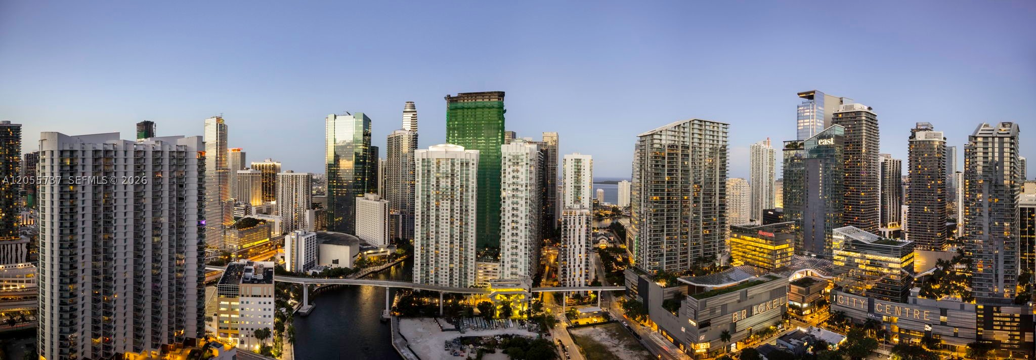 92 SW 3rd St #3901, Miami FL 33130