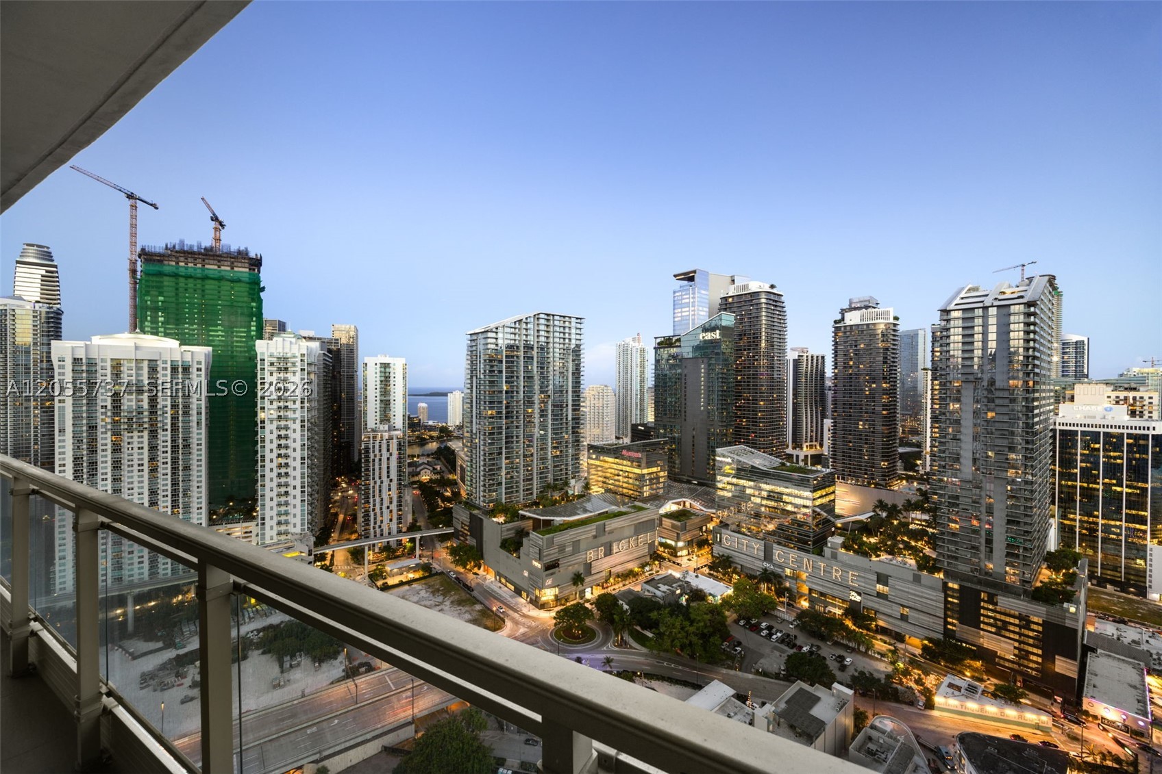 92 SW 3rd St #3901, Miami FL 33130