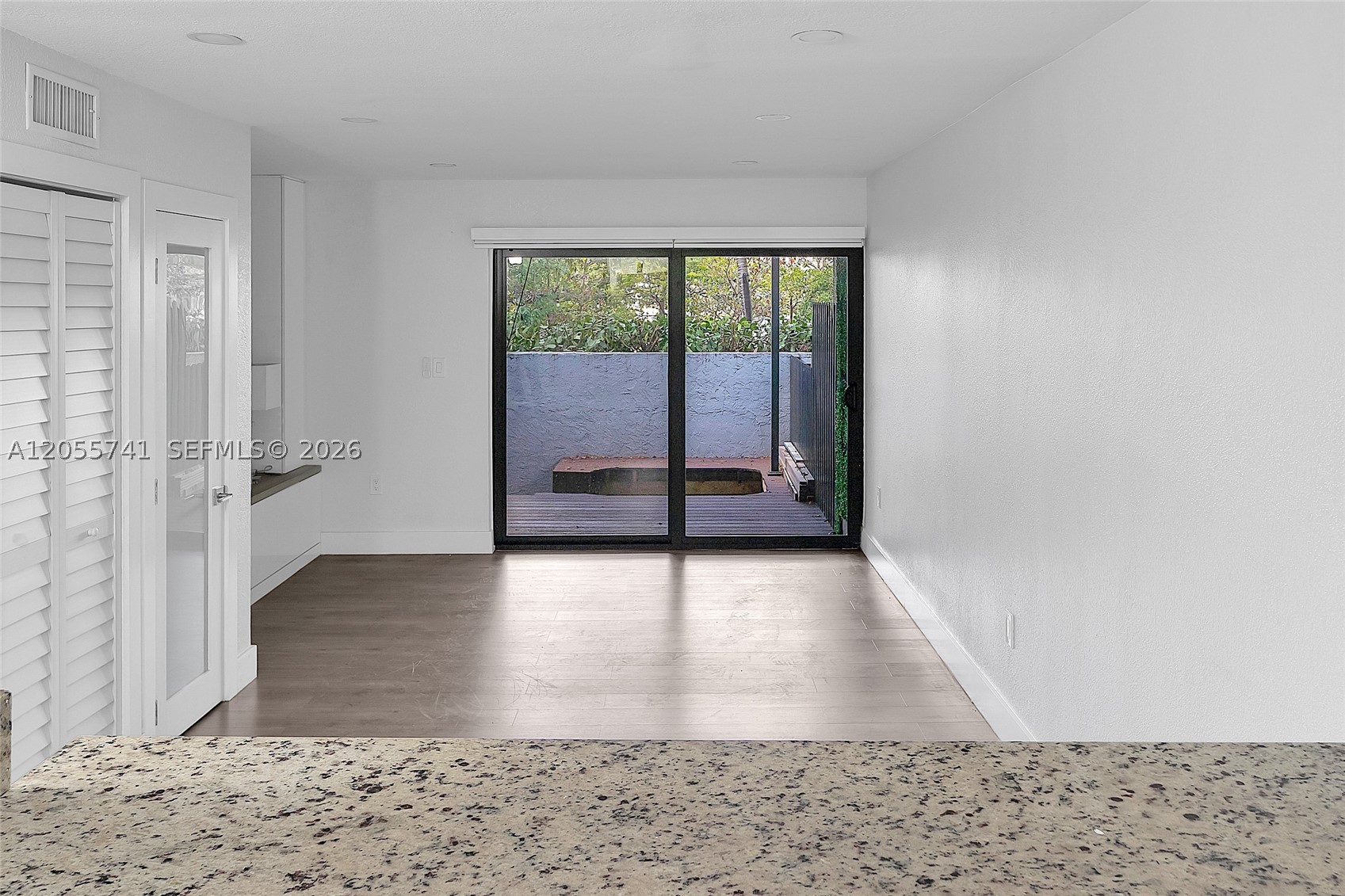 1901 NW S River Dr #28C, Miami FL 33125