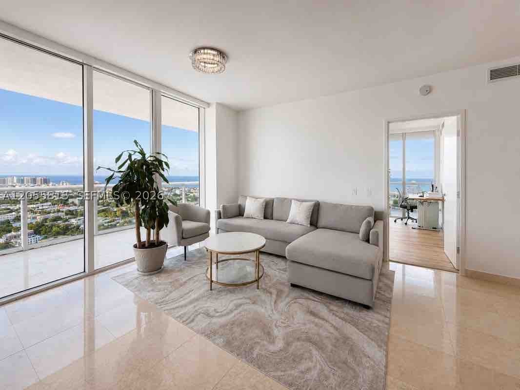 450 Alton Rd #2610, Miami Beach FL 33139