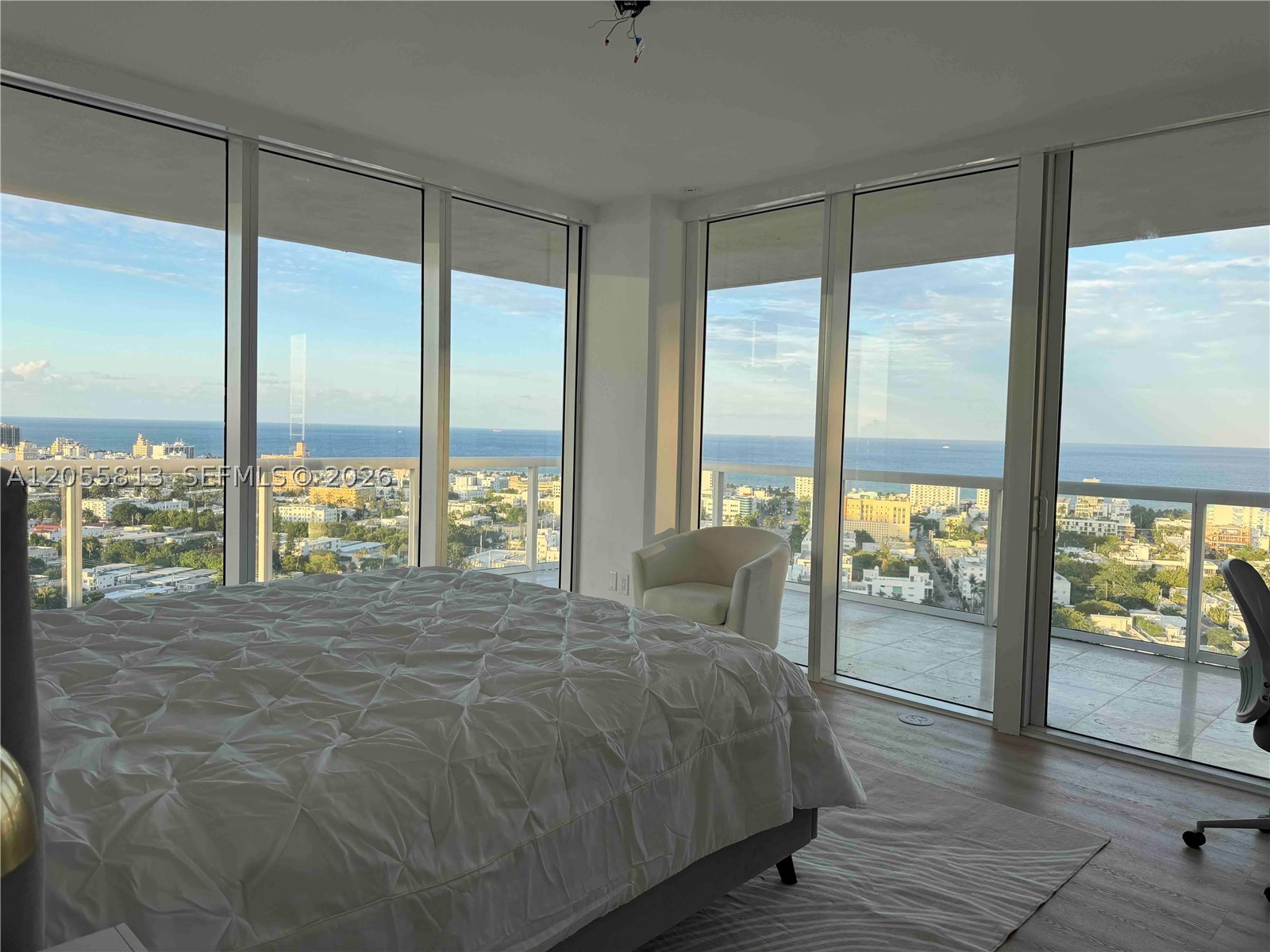 450 Alton Rd #2610, Miami Beach FL 33139