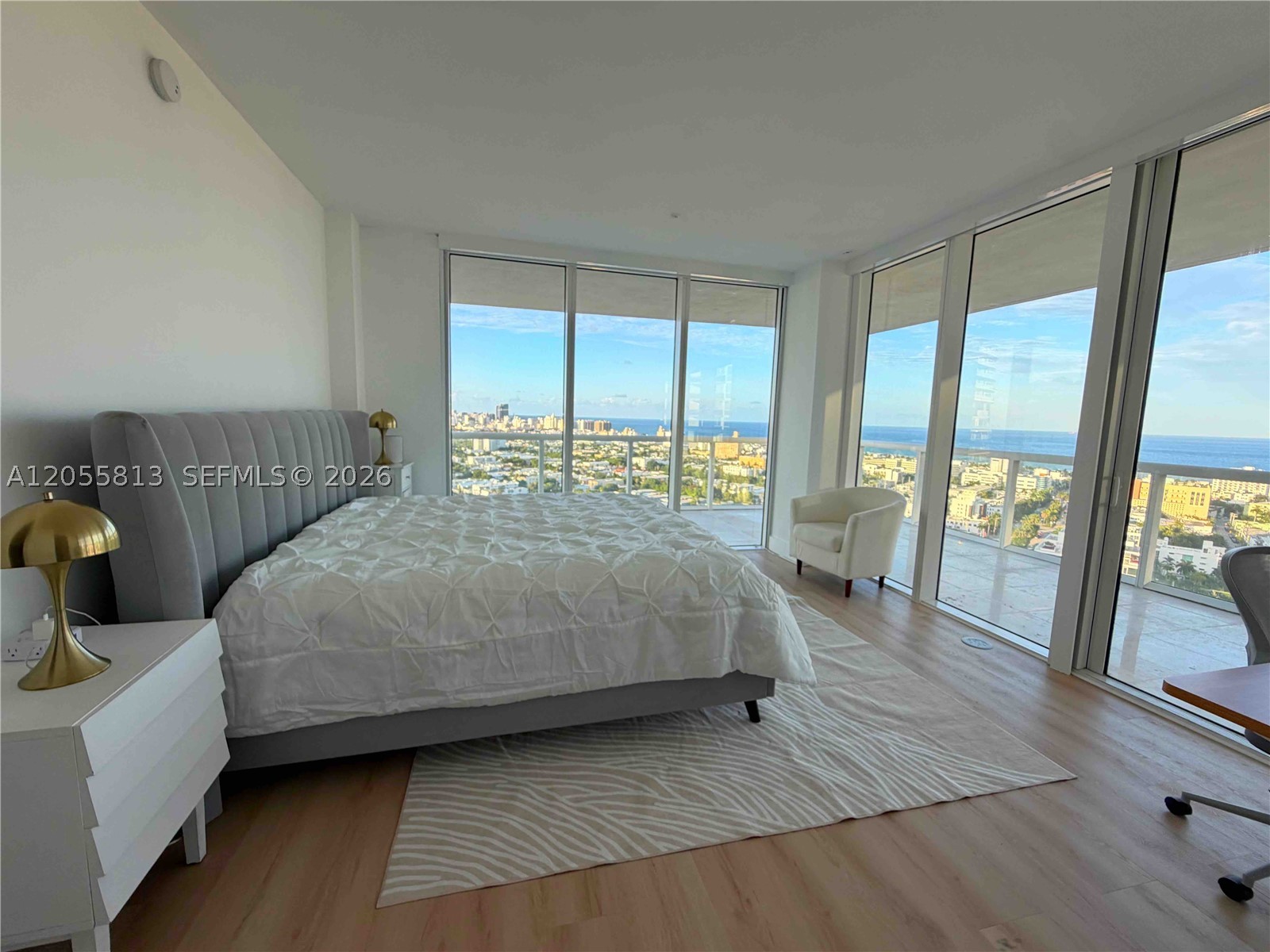 450 Alton Rd #2610, Miami Beach FL 33139