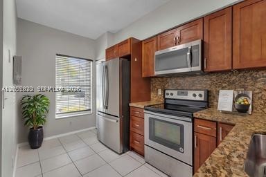 16640 Hemingway Dr #16640, Weston FL 33326