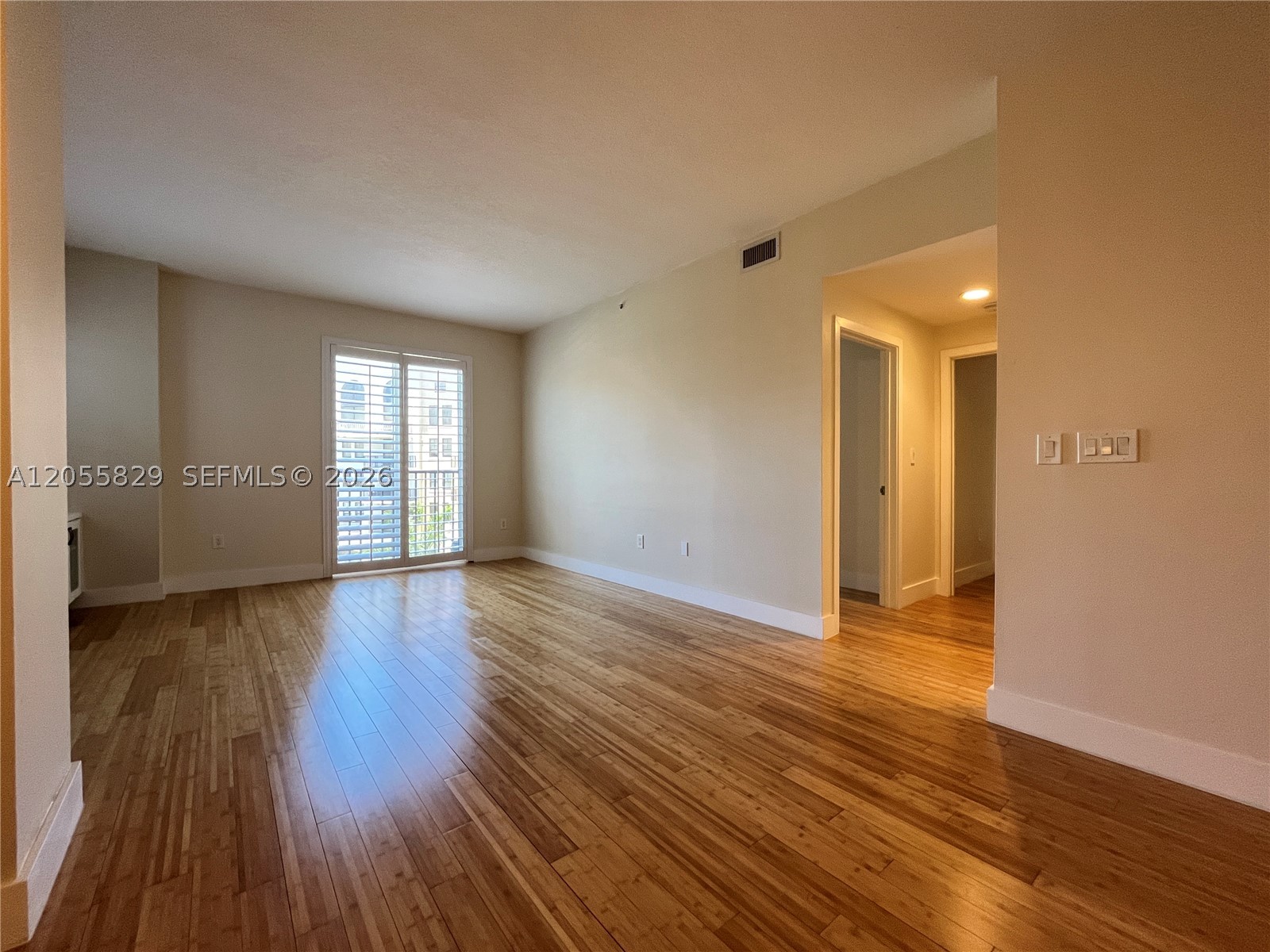 10 Aragon Ave #614, Coral Gables FL 33134