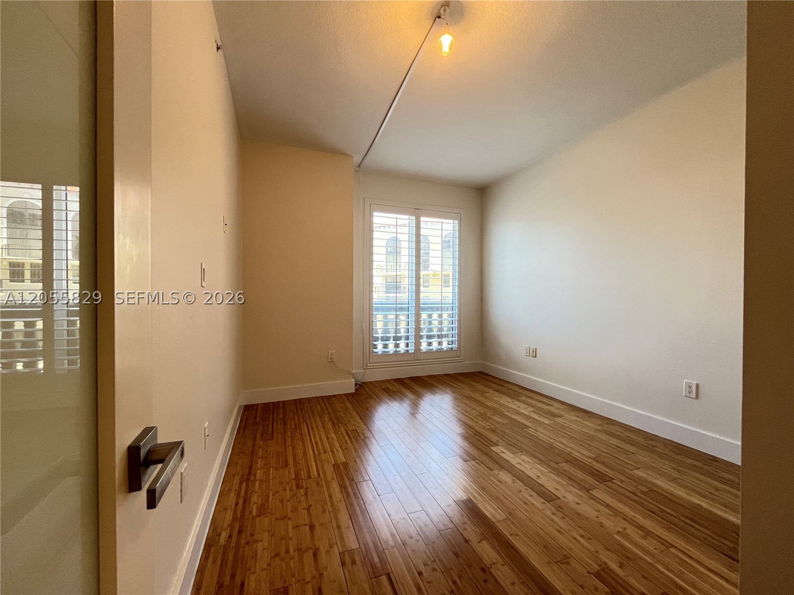10 Aragon Ave #614, Coral Gables FL 33134