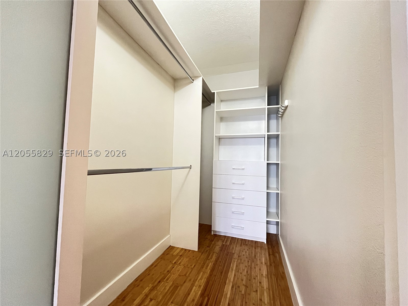 10 Aragon Ave #614, Coral Gables FL 33134