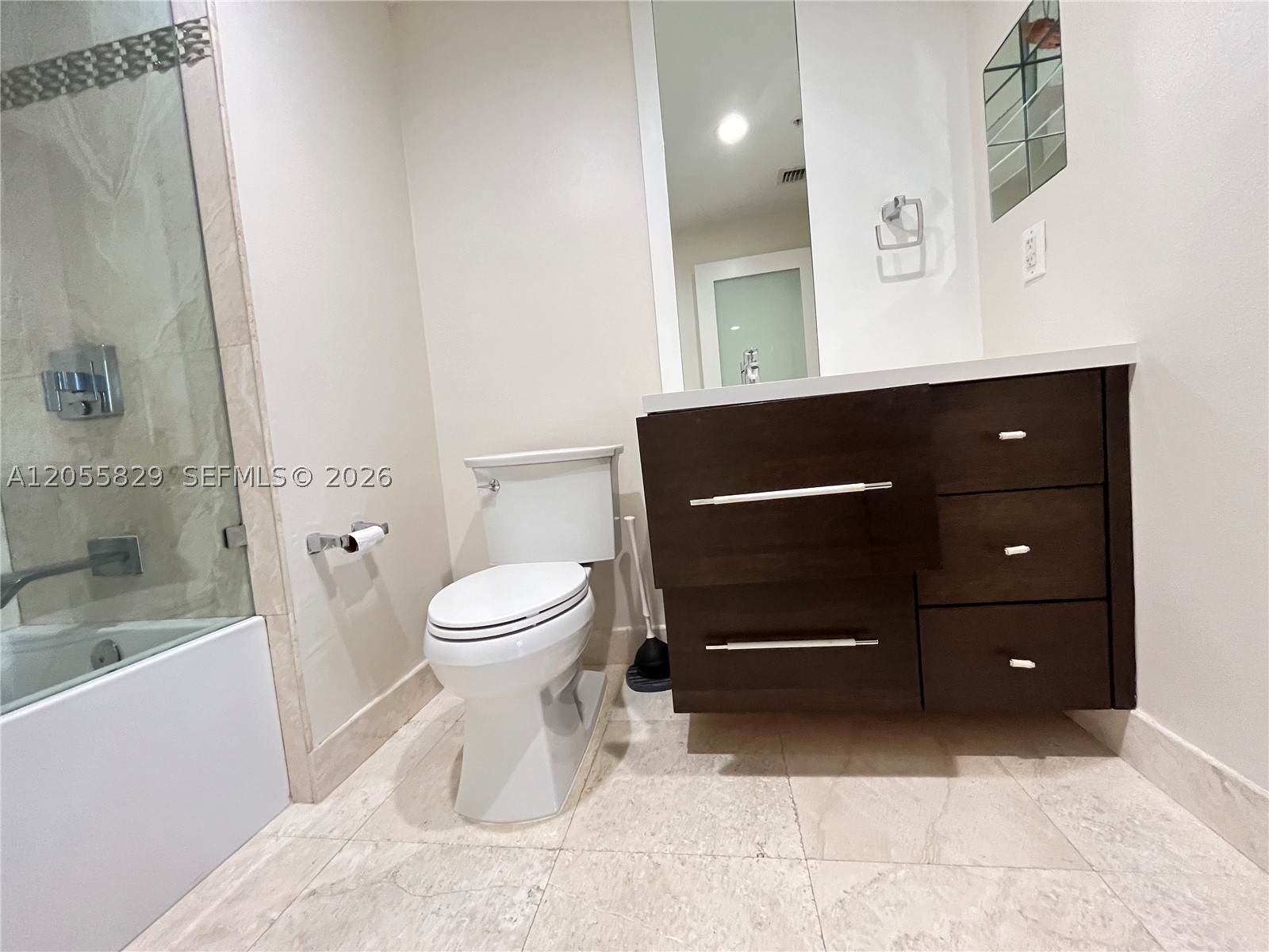 10 Aragon Ave #614, Coral Gables FL 33134