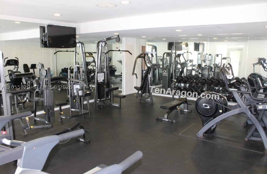 10 Aragon Ave #614, Coral Gables FL 33134