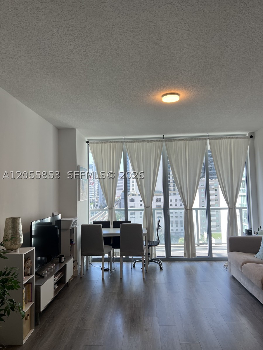 79 SW 12th St #1511-S, Miami FL 33130