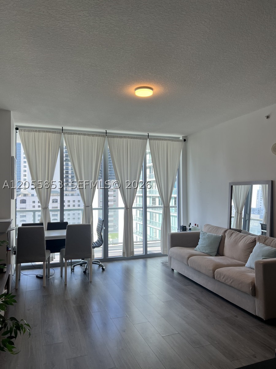79 SW 12th St #1511-S, Miami FL 33130