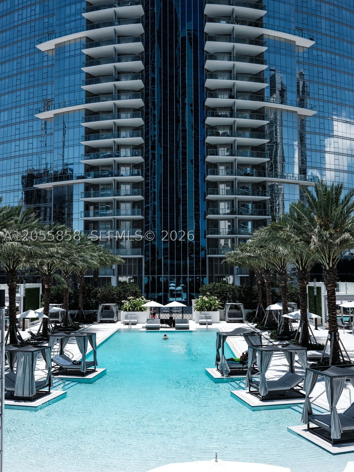 851 NE 1st Ave #806, Miami FL 33132