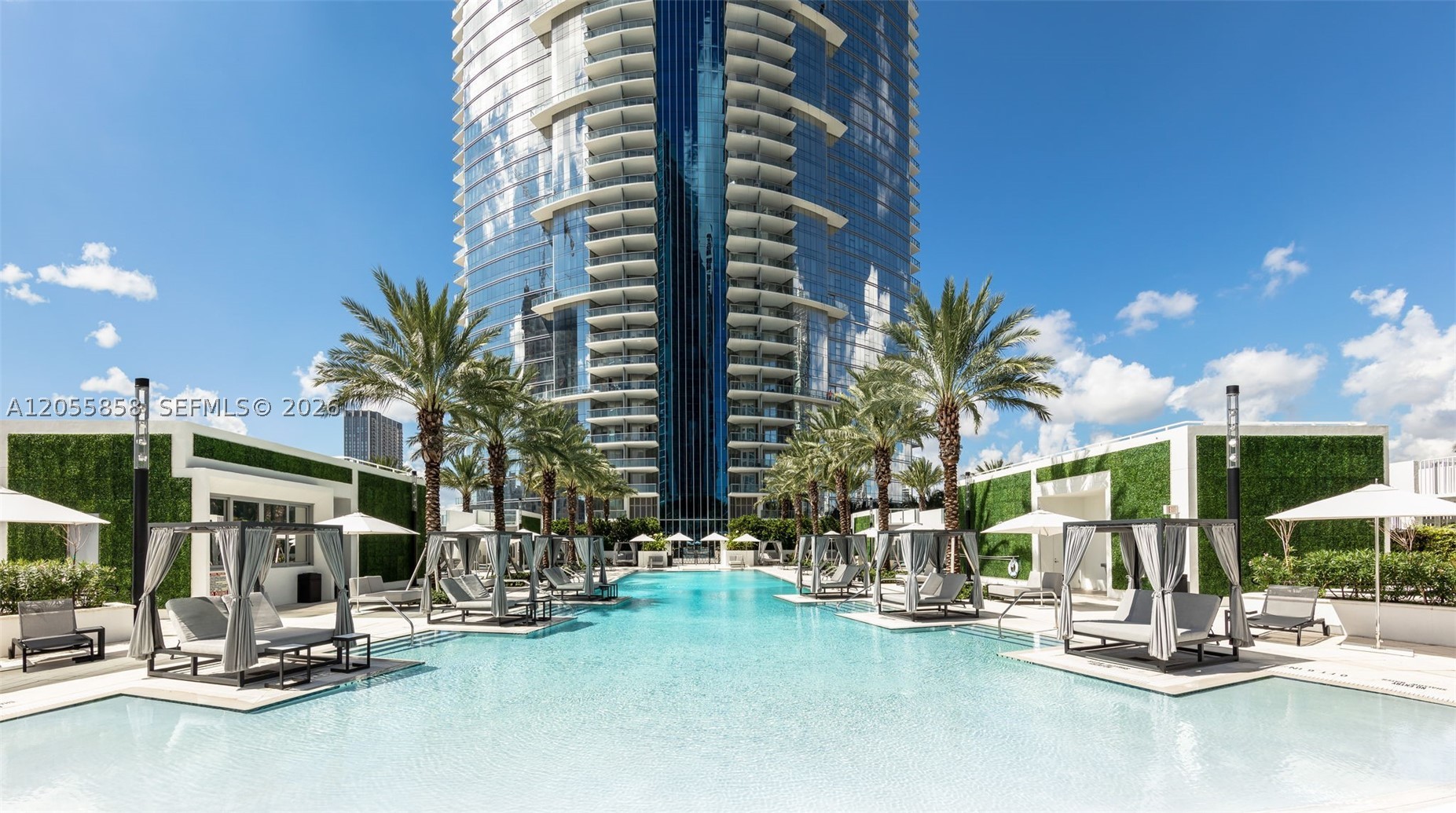 851 NE 1st Ave #806, Miami FL 33132