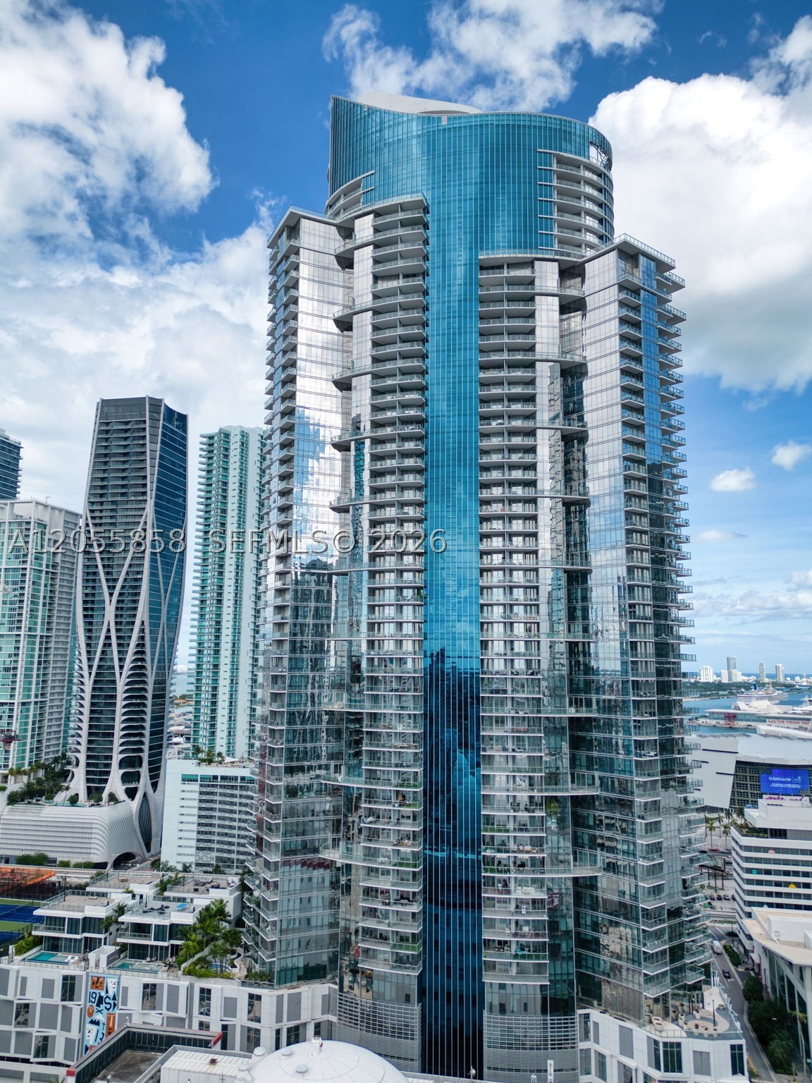 851 NE 1st Ave #806, Miami FL 33132