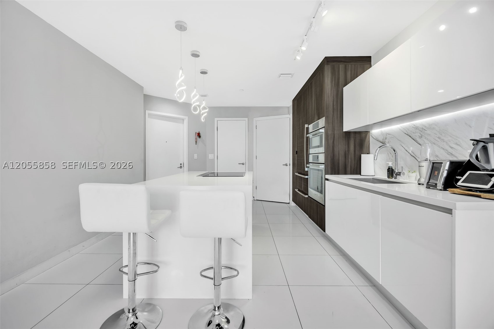 851 NE 1st Ave #806, Miami FL 33132