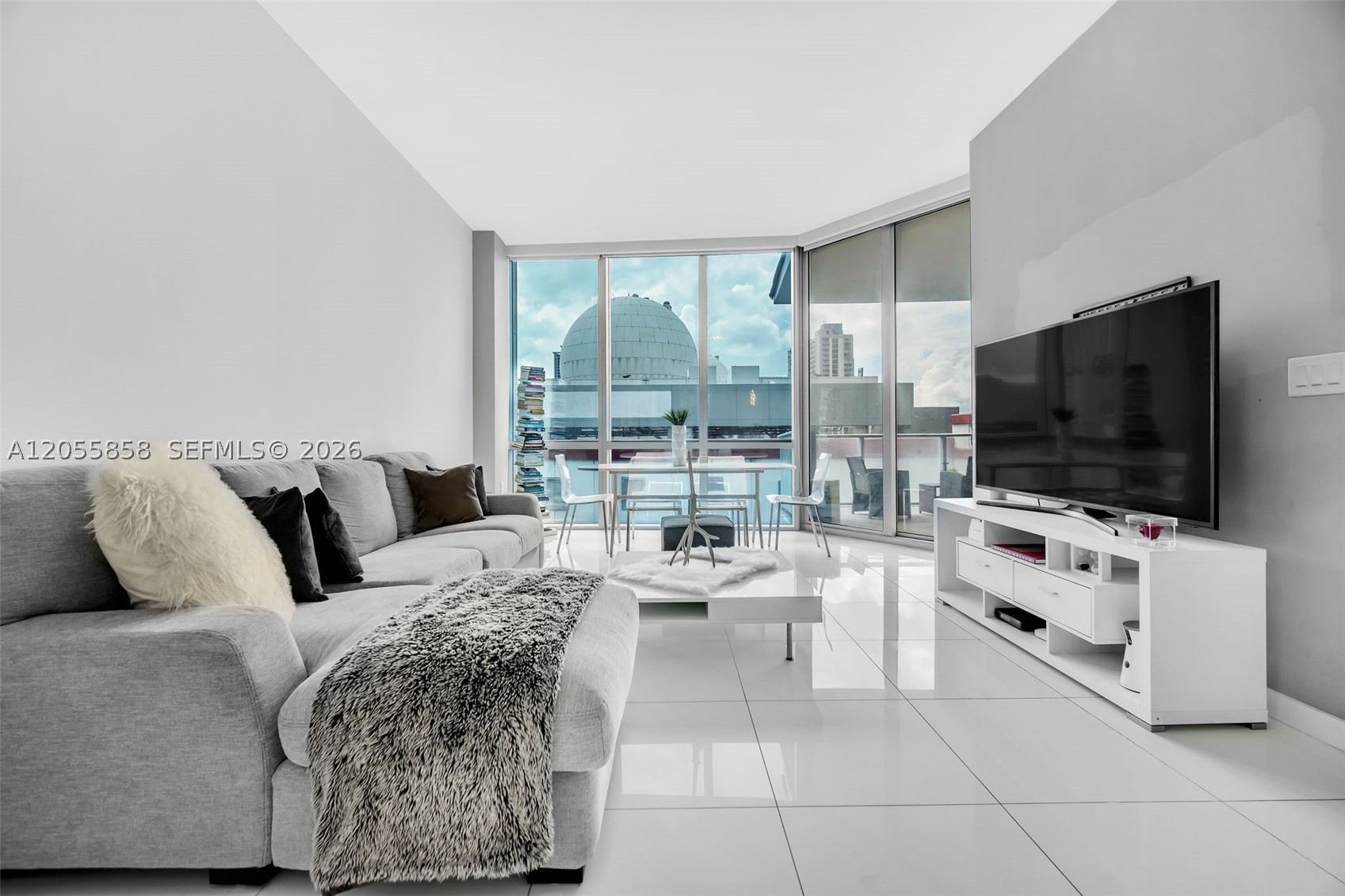 851 NE 1st Ave #806, Miami FL 33132