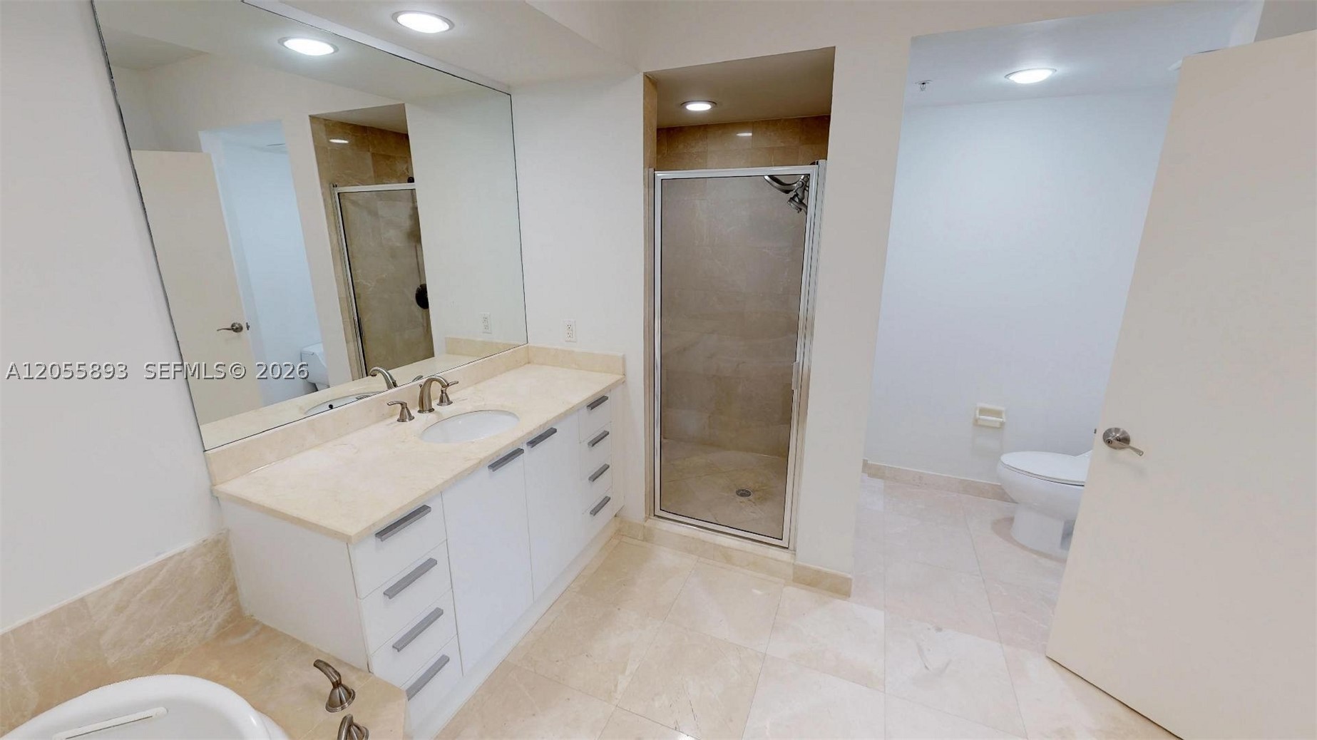 14951 Royal Oaks Ln #409, North Miami FL 33181