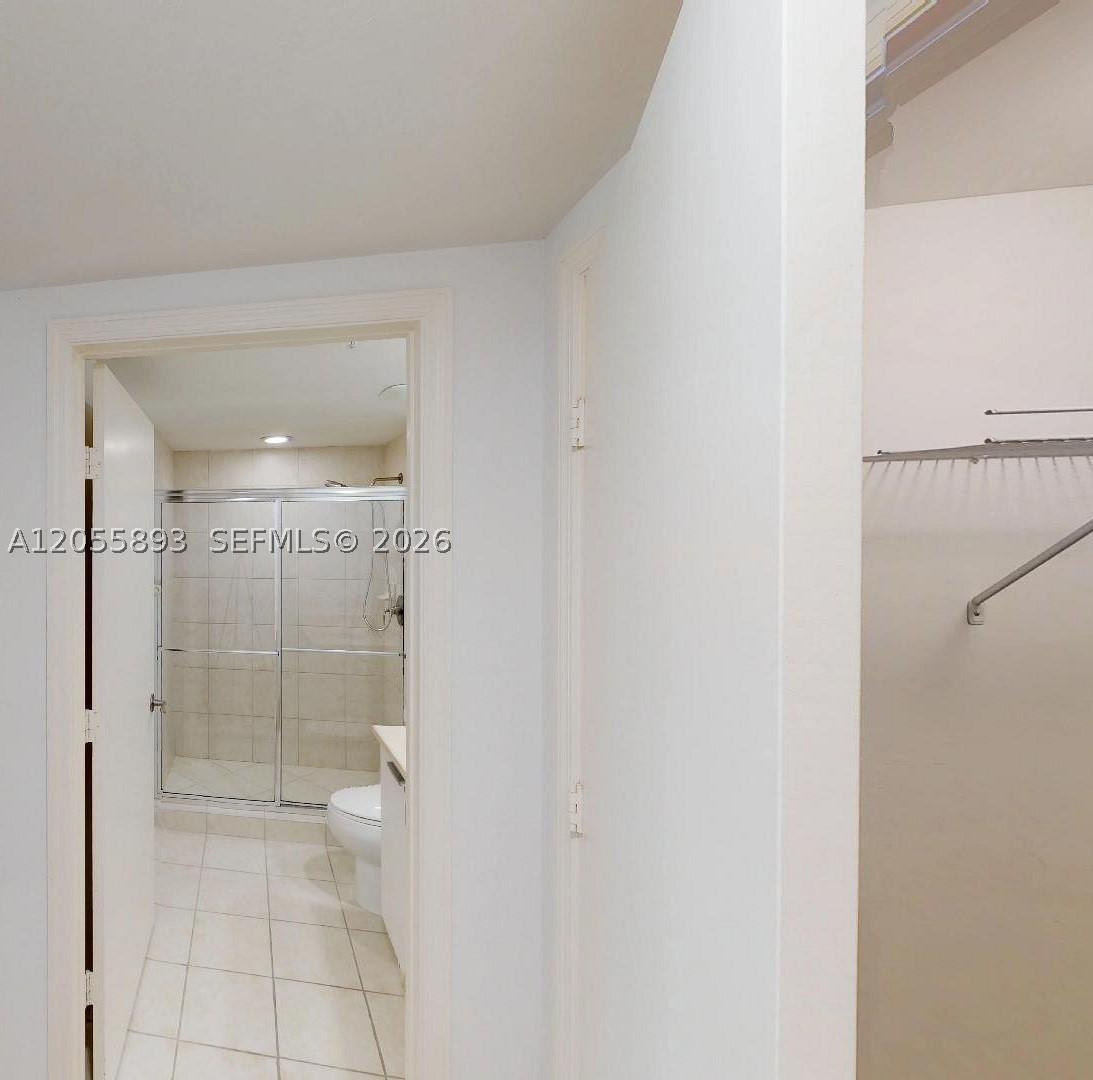14951 Royal Oaks Ln #409, North Miami FL 33181