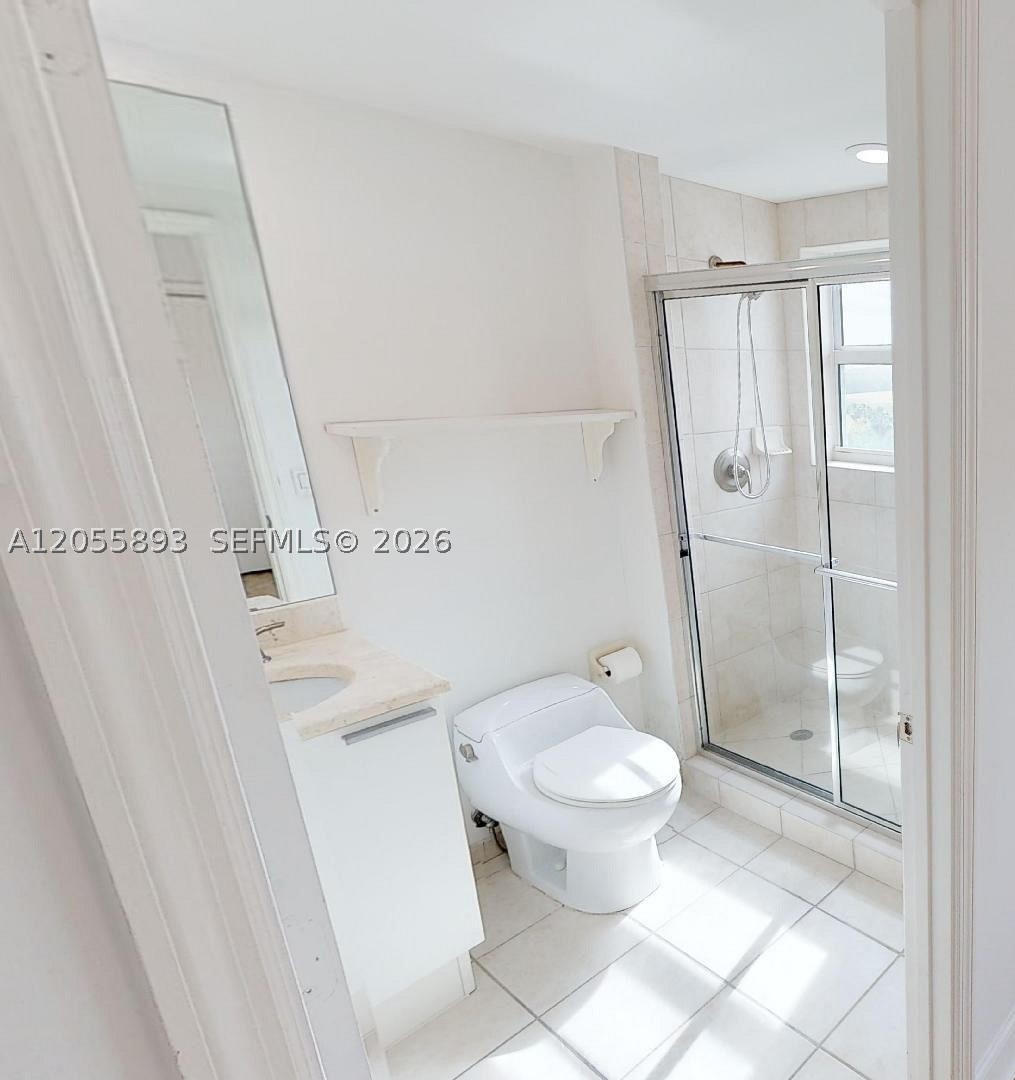 14951 Royal Oaks Ln #409, North Miami FL 33181